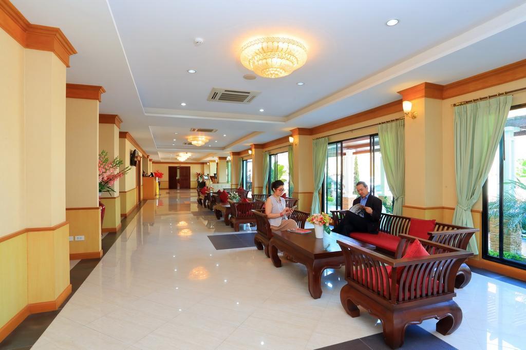Royal Nakhara And Convention Centre 4* Nong Khai